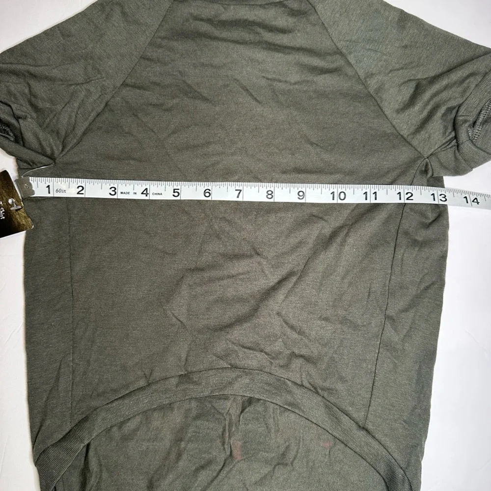 Gray Graphic T-Shirt with Red and‎ Orange Design